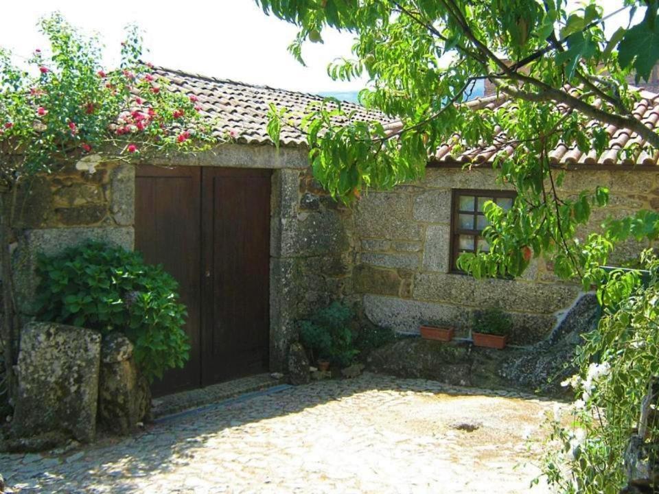 Casa Da Pedra - Turismo Rural Bragado エクステリア 写真